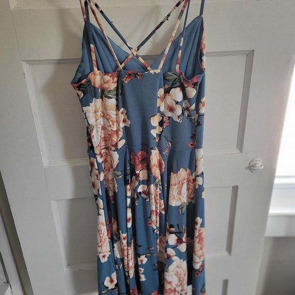 Fortune & Ivy Floral Dress - Picture 4 of 6